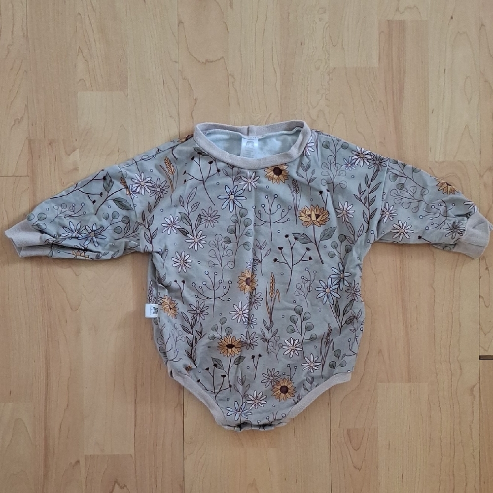 Lux Love Co Sunflower Floral Patterned Baby Sweatshirt Romper One Piece 6-9m